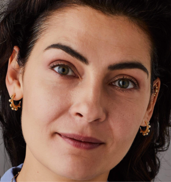 Ore crescent hoop earrings