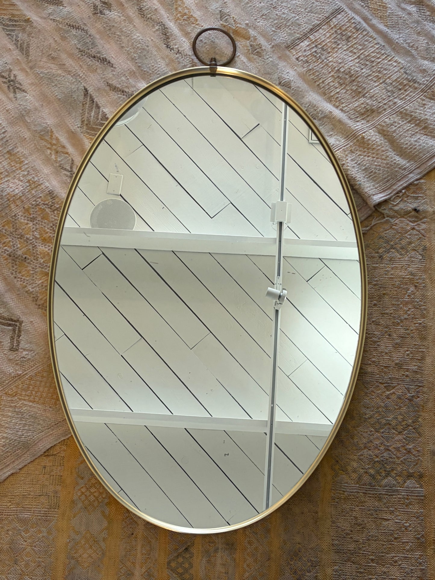 Turner MFG Co. Fashion Plate Oval Wall Mirror