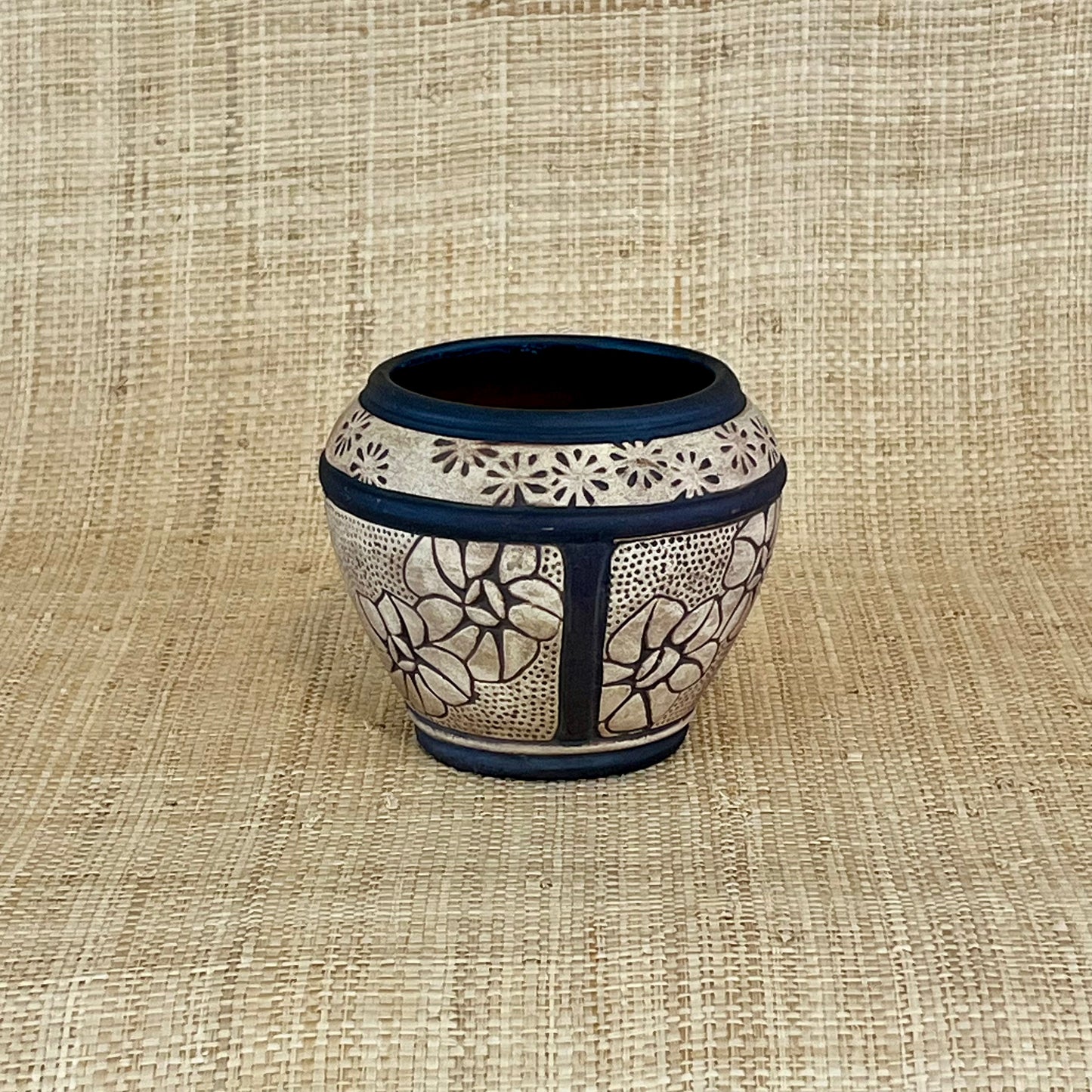 Weller Burntwood Pottery Bowl