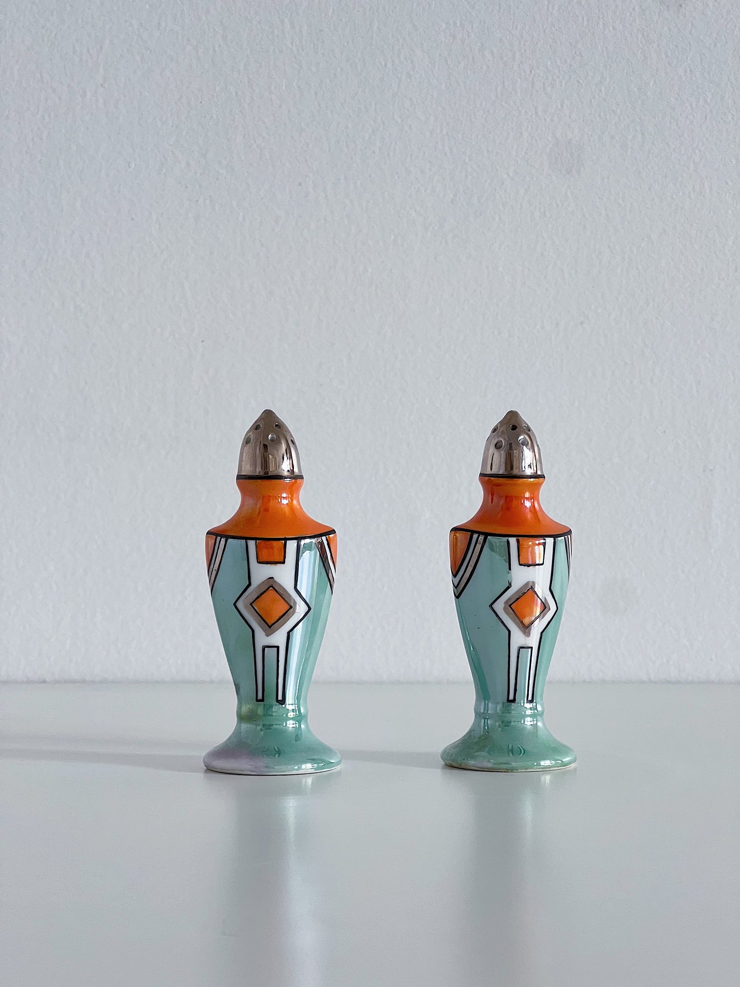 Vintage Glazed Porcelain Salt & Pepper Shaker, Set of 2