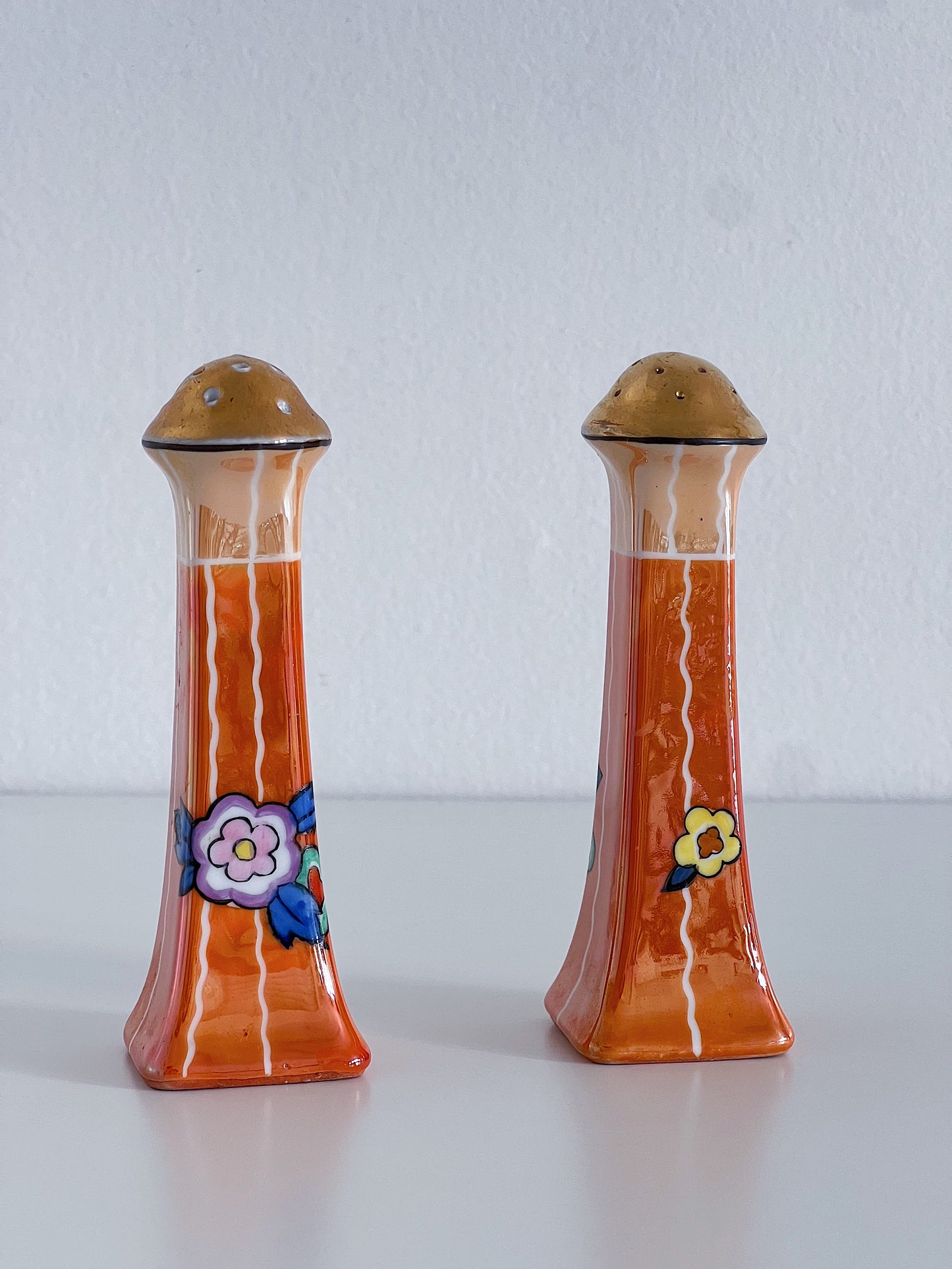 Vintage Lusterware Salt & Pepper Shaker, Set of 2