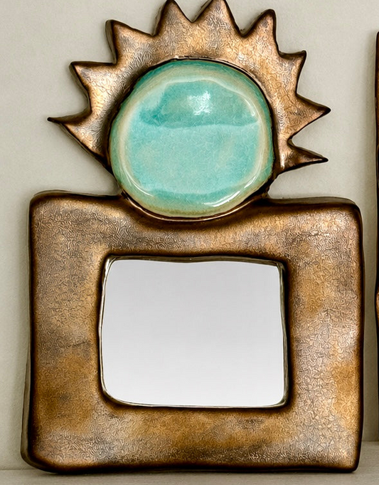Sun-face ceramic mirror