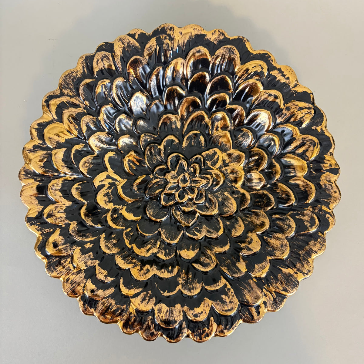 Vintage Stangl Black and 22k Gold Petal Bowl