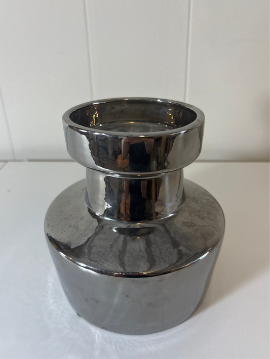 Silver Jaru Pottery