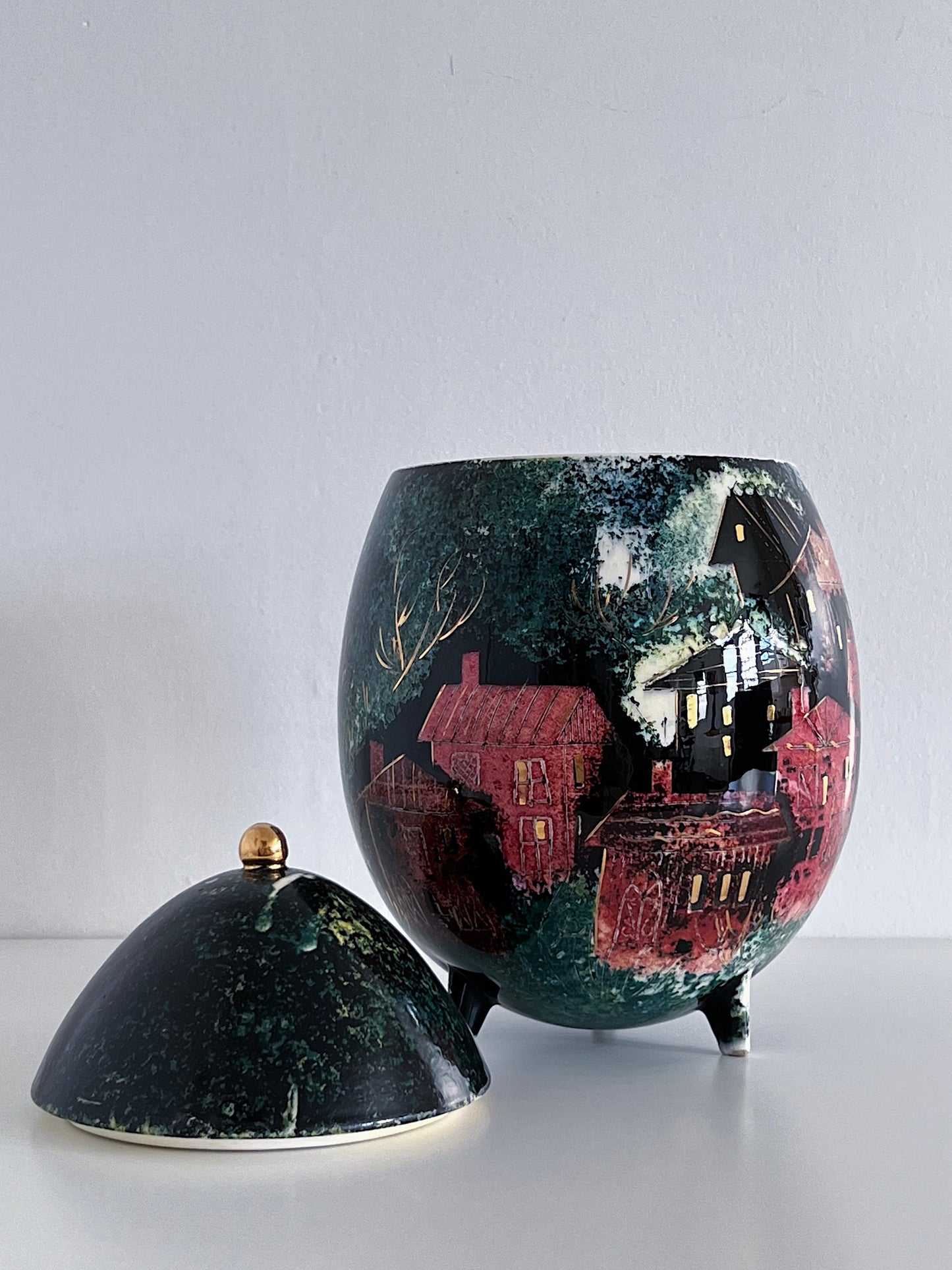 Mid-Century Sascha Brastoff Ceramic Lidded Egg Jar